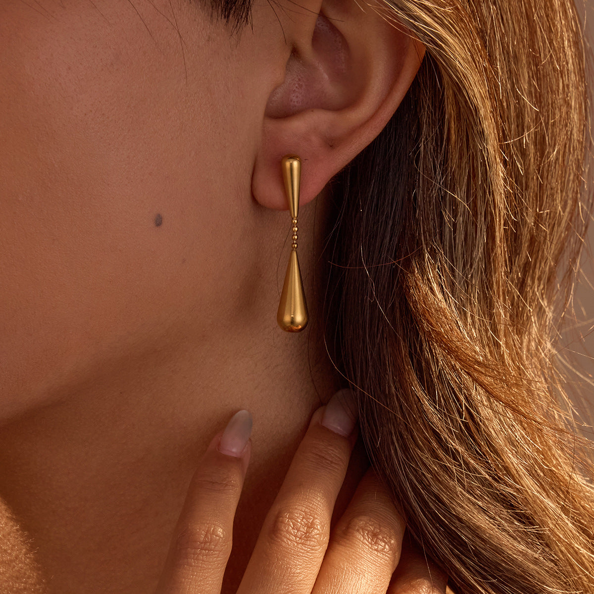 Droplet Earrings Gold